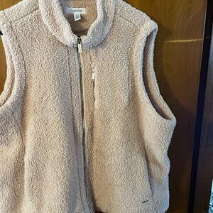 Calvin Klein Light Pink Sherpa Vest size 1X
